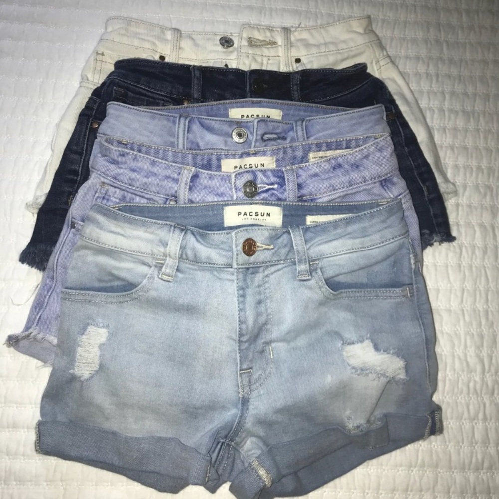 5 Highwaisted Shorts